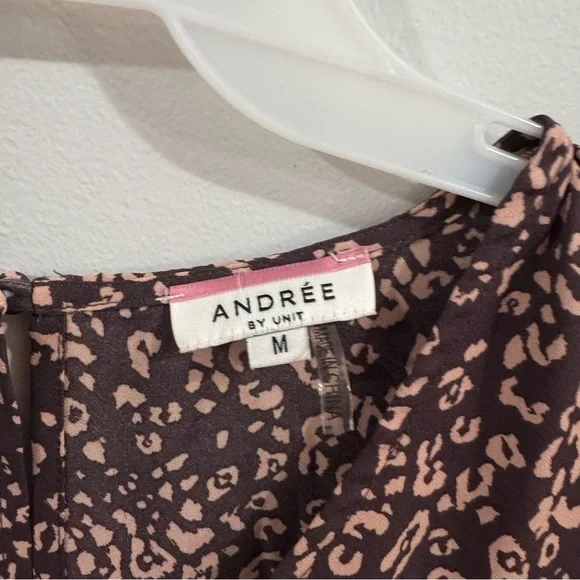 Andree By Unit Leopard Print Tiered Shift Dress Size Medium - Picture 4 of 7